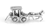 Silver hourse & carriage charm